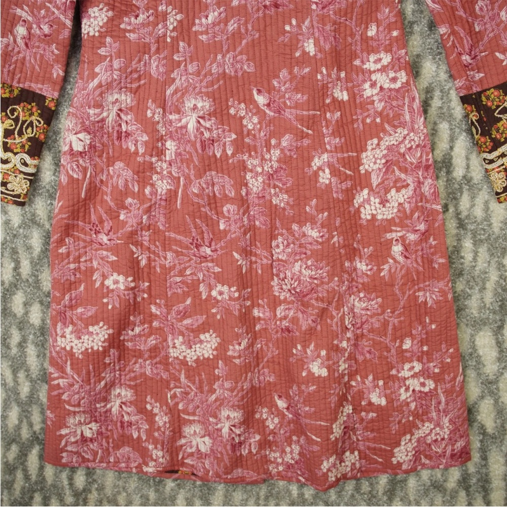 The J. Peterman Company Quilted Coat Jacket Womens Small Floral Embroidered EUC - Picture 6 of 16